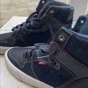 Levi’s High Shoes